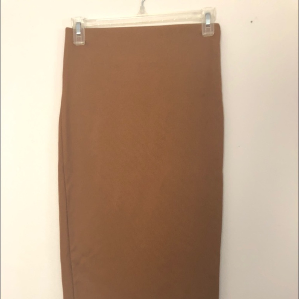 Forever 21 contemporary collection skirt
